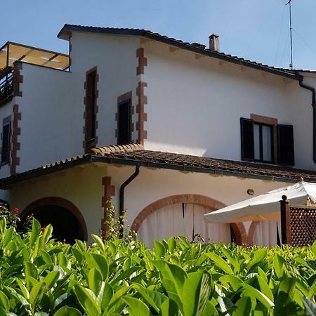 Вилла La Casa Di Gigliola Монтичиано Экстерьер фото