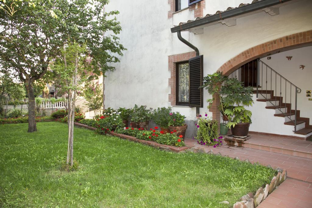 Вилла La Casa Di Gigliola Монтичиано Экстерьер фото