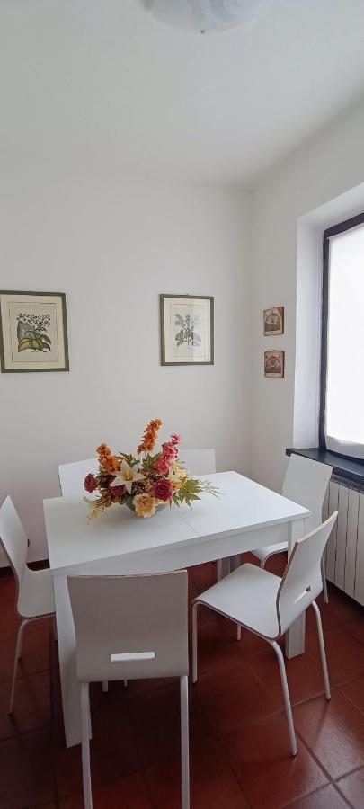 Вилла La Casa Di Gigliola Монтичиано Экстерьер фото