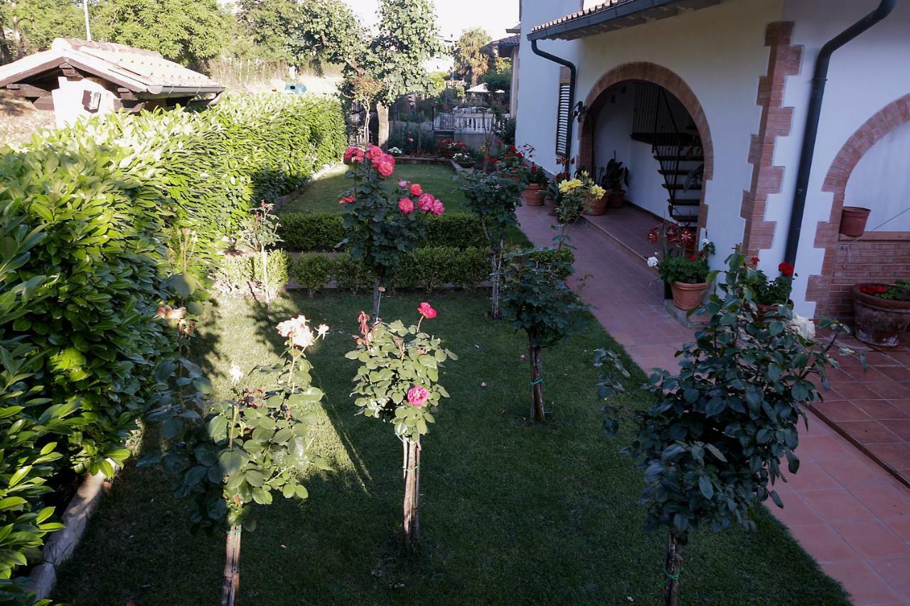 Вилла La Casa Di Gigliola Монтичиано Экстерьер фото
